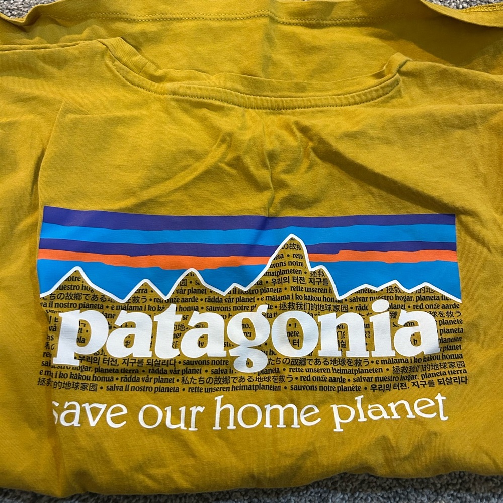 Patagonia size s Yellow Pajamas
